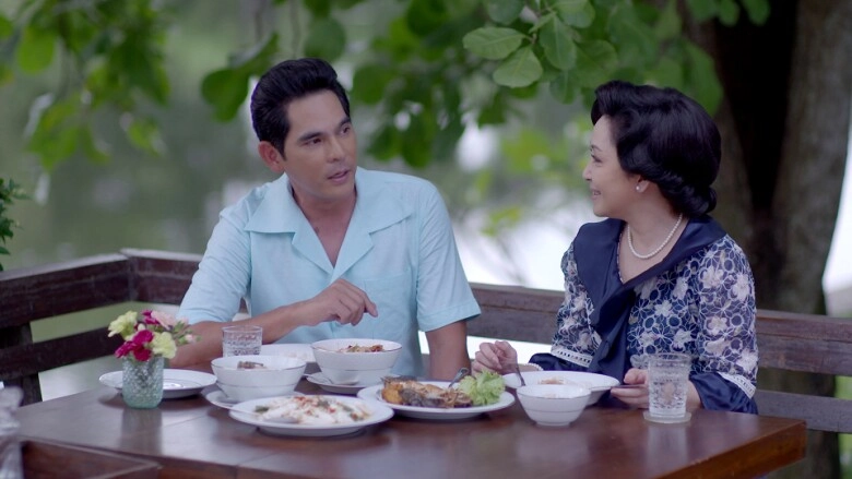 Tái hôn ở tuổi 55 vô tình nghe được cuộc trò chuyện giữa chồng và con gái anh tôi bật khóc - 2