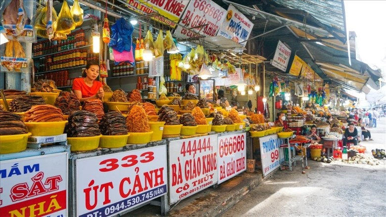 Thăm khu chợ nổi tiếng bậc nhất an giang là niềm kiêu hãnh của người dân xứ mắm dù chỉ bán một loại hàng - 3