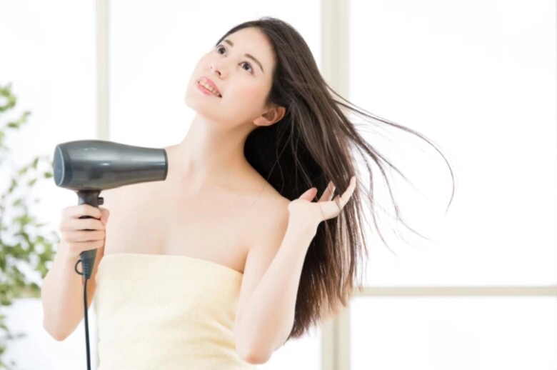 Thêm gia vị rẻ tiền này vào nước gội đầu sau 5 ngày tóc vẫn sạch như mới gội không gàu không gãy rụng - 2