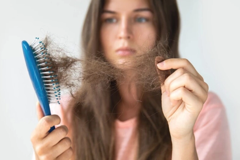 Thêm gia vị rẻ tiền này vào nước gội đầu sau 5 ngày tóc vẫn sạch như mới gội không gàu không gãy rụng - 4