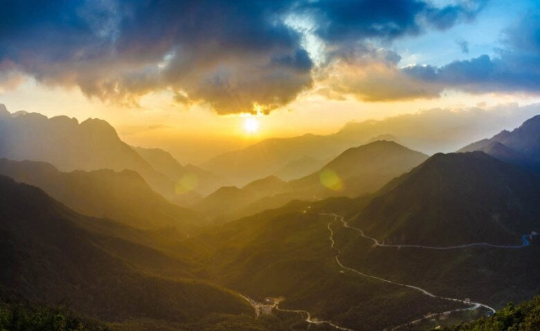Thị xã được báo hàn ca ngợi là thụy sĩ của việt nam đẹp như chốn bồng lai tiên cảnh dân tình đổ xô lên dịp đầu năm - 7