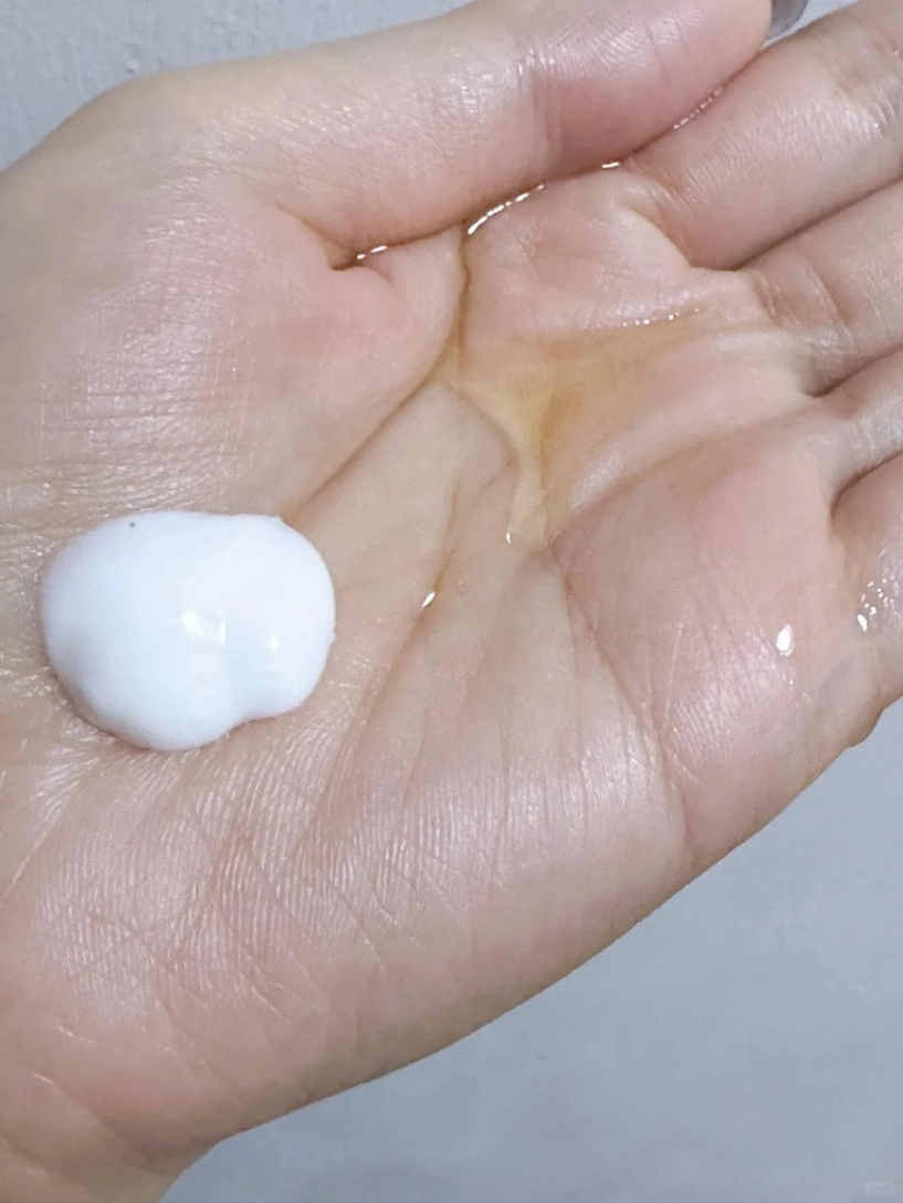 Thoa lotion bằng tay hay bằng bông tốt hơn - 2