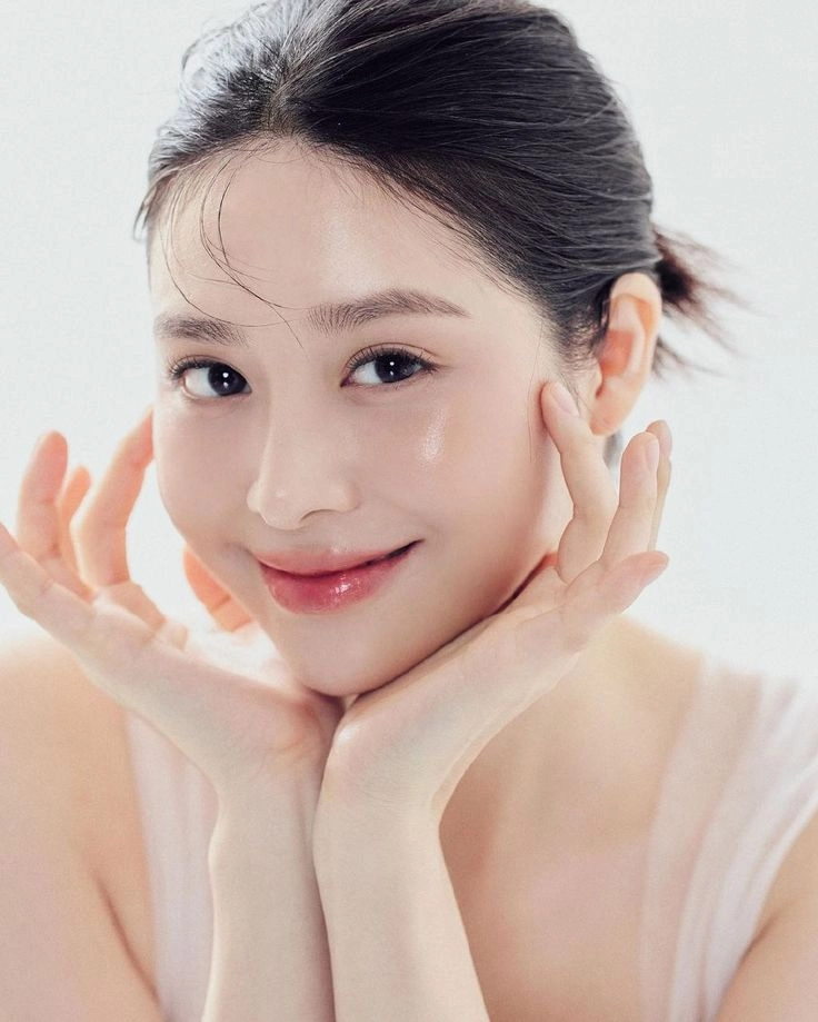 Thoa lotion bằng tay hay bằng bông tốt hơn - 8