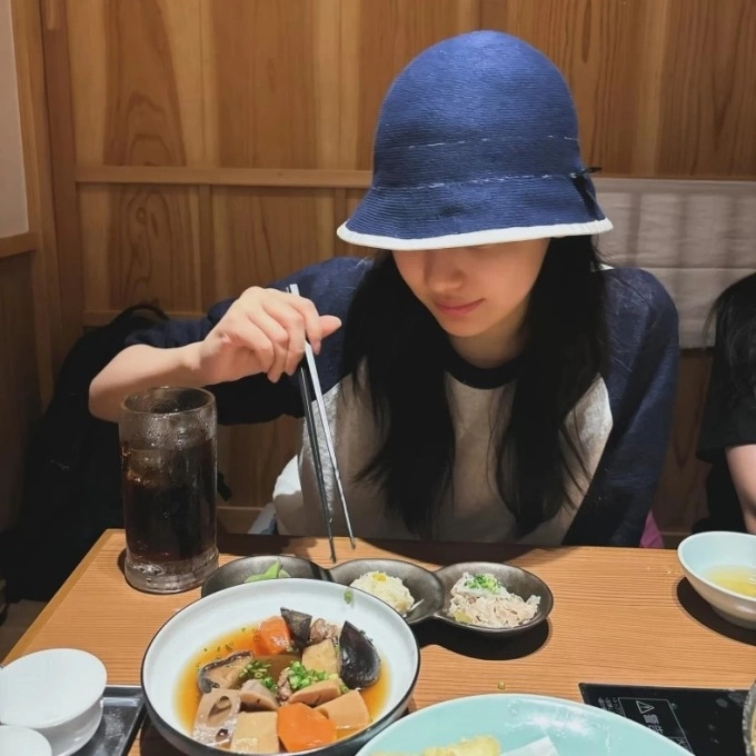 Thói quen ăn uống giúp idol từng bị chê mập như heo giảm 10 kg - 2