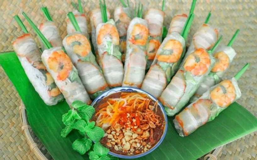 Thứ bán đầy trên phố ở việt nam lọt top 30 món ăn ngon nhất thế giới 8000 đồng là có thể mua - 1