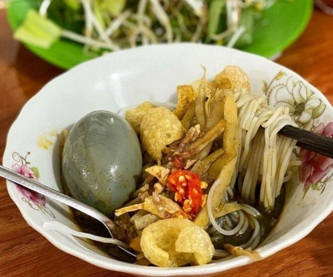 Thứ bốc mùi khiến thực khách chạy mất dép là đặc sản gia lai vừa bịt mũi vừa ăn lại mê không lối thoát - 1