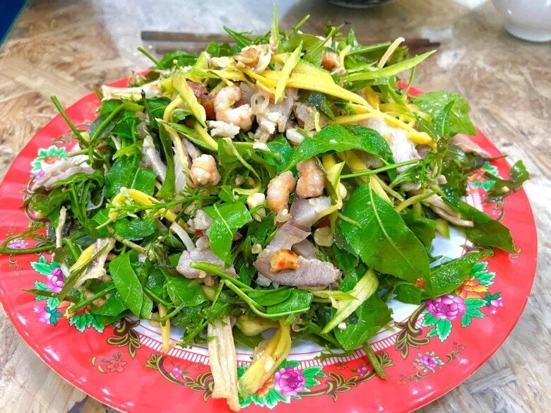 Thứ lá nghe tên đã buồn nẫu lại là linh hồn của một đặc sản an giang lọt top món ăn tiêu biểu kỷ lục châu á - 2