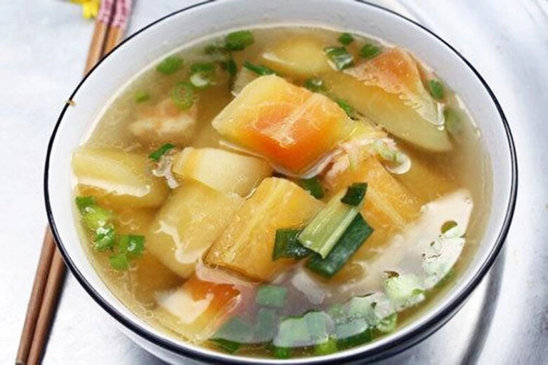 Thứ nằm trong thân cây đu đủ tưởng vứt đi nhặt về đem muối làm được đủ món cứu đói ăn ngon hơn thịt gà - 4