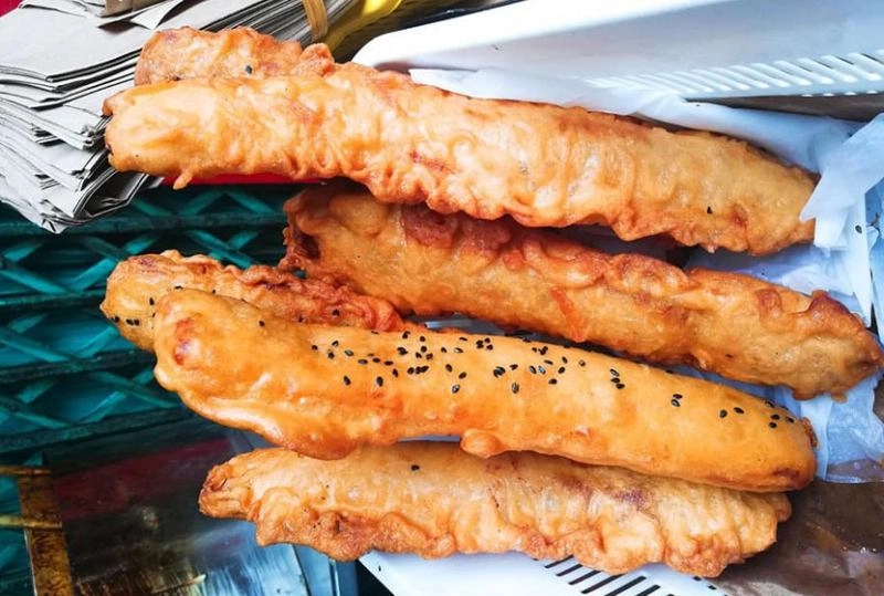 Thứ quà ăn vặt nổi tiếng ở hà nội hút khách cả đông lẫn hè có quán phải đóng cửa sớm khi hết bột - 1