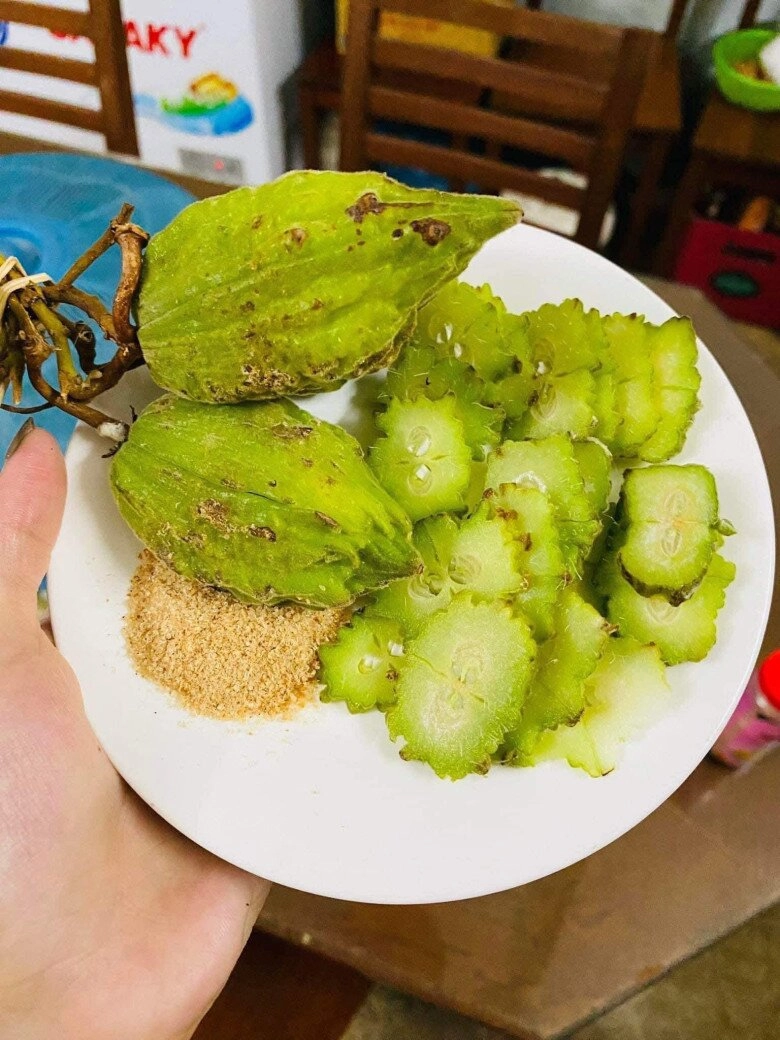 Thứ quả vừa chua vừa chát xưa chỉ vứt đi nay lại được lòng chị em 100000 đồngkg vẫn đua nhau tìm mua - 3