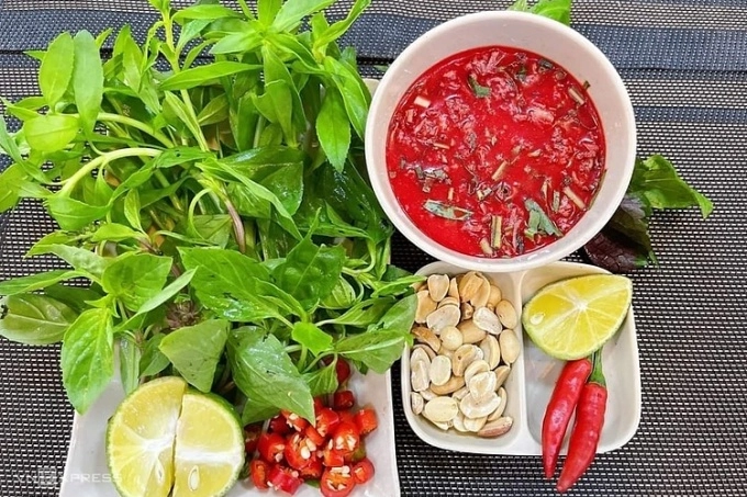 Tiết canh vào danh sách 100 món tệ nhất thế giới 2025 - 1