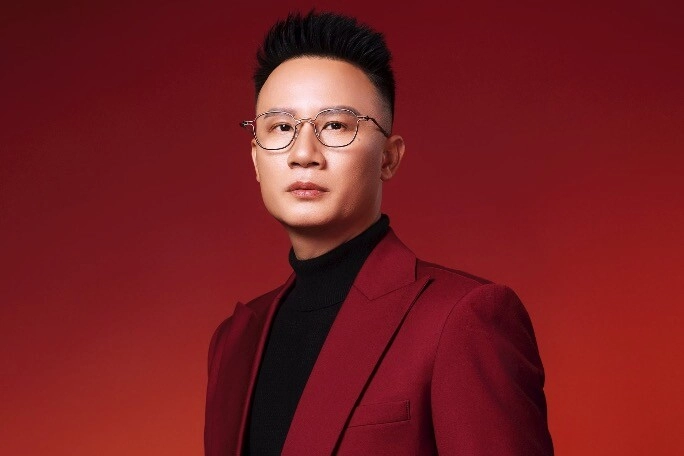 Tiểu thư đồng tháp cưới ca sĩ nổi tiếng đổi nhà như thay áo trong 20 năm bị mắng điên vì xây biệt thự - 1