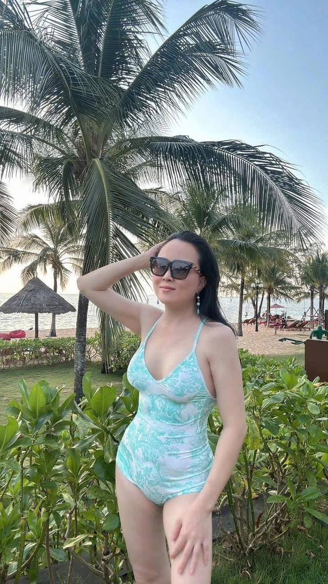 tình cũ quách ngọc ngoan diện bikini khoe sắc vóc nuột như gái đôi mươi - 7