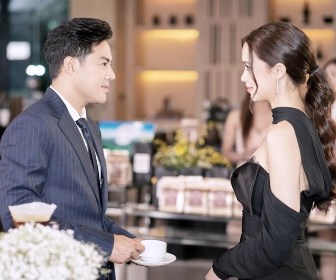 Tôi bị bố mẹ mắng vì mời vợ cũ tới đám cưới vợ mới nói một câu khiến hai người im bặt - 1