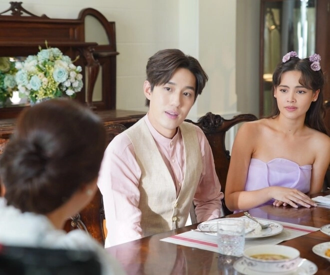 Tới ra mắt nhà bạn trai sau 2 năm yêu tôi điếng người khi thấy mặt chồng mới cưới của chị anh - 1