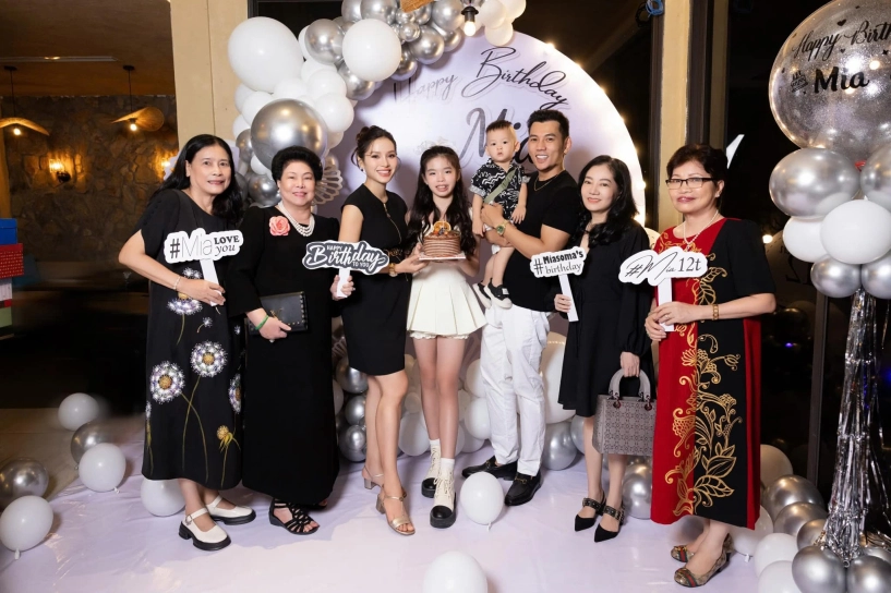tôi sửng sốt khi biết chồng mới phương trinh jolie gọi mẹ chồng cũ của vợ là mẹ - 12