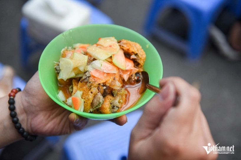 Top 5 quán ăn vặt ngon rẻ ở hà nội khách kiên nhẫn chờ mua - 5