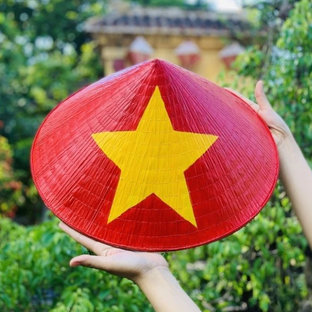 Top những món phụ kiện có giá dưới 50000 đồng gen z đi diễu hành dịp lễ 304 nhất định nên sắm - 8