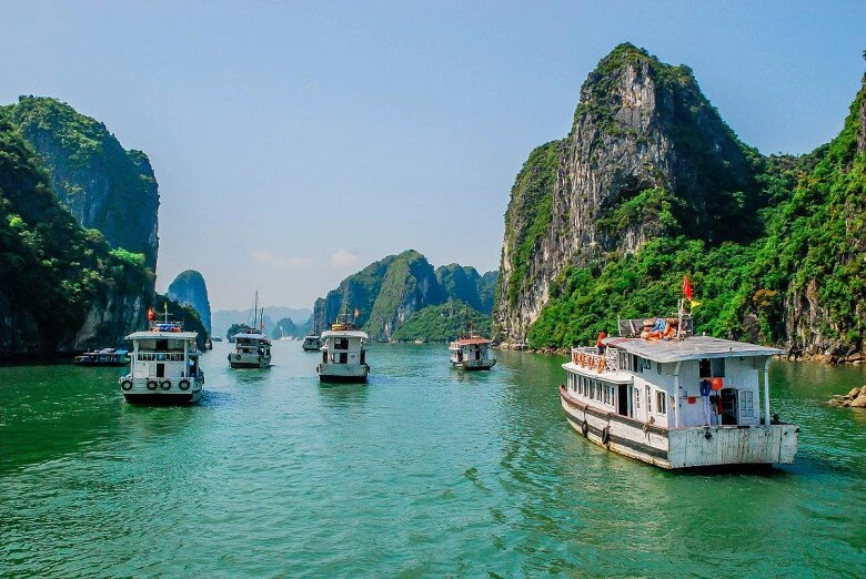 Trước và sau kết hôn phương oanh - shark bình chỉ mê du lịch tại nơi là danh lam thắng cảnh việt lừng lẫy thế giới - 2