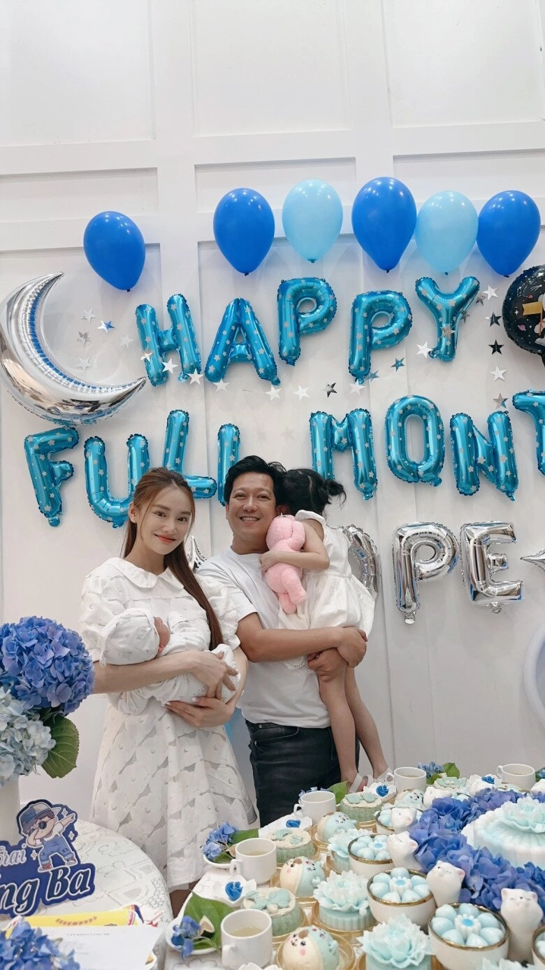 Trường giang hiếm hoi khoe cận mặt quý tử hơn thua với nhã phương về chuyện con giống ai - 2