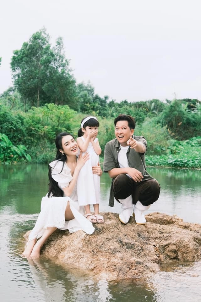 Trường giang hiếm hoi khoe cận mặt quý tử hơn thua với nhã phương về chuyện con giống ai - 5