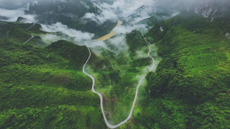 tứ đại đỉnh đèo miền tây bắc đẹp kỳ vĩ như chốn bồng lai tiên cảnh là thách thức của dân phượt - 3
