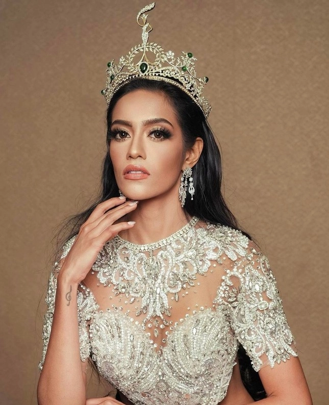 Từng có trường hợp từ bỏ vương miện miss grand international trước thae su nyein - 2