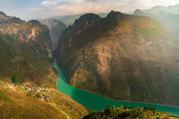 Việt nam có một huyện lọt top đẹp siêu thực của thế giới có khung cảnh tuyệt đối điện ảnh không khí mát mẻ dưới 20 độ - 4