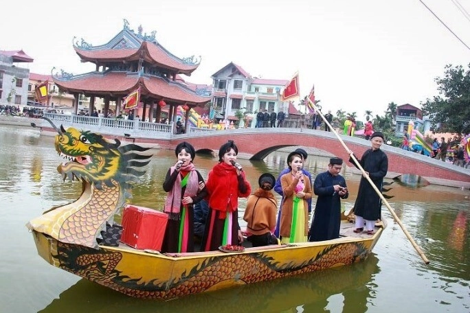 Việt nam có một lễ hội rước cậu nhỏ từng gây tranh cãi du khách đến xem ai cũng ngượng đỏ mặt nhưng mang ý nghĩa sâu xa - 2