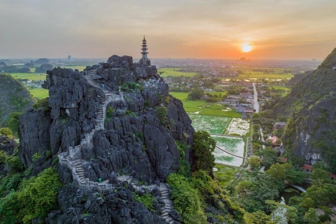 Việt nam có một xứ sở thần tiên mát lạnh dưới lòng đất nhiệt độ luôn dưới 25 độ giá 70 triệu đồngtour vẫn kín khách quanh năm - 1