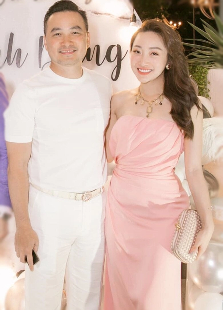 Vợ chồng chi bảo mua 5 cây mai 4 cây bưởi chơi tết lý thùy chang khoe chỉ cần chăm con vì ông xã làm hết - 4