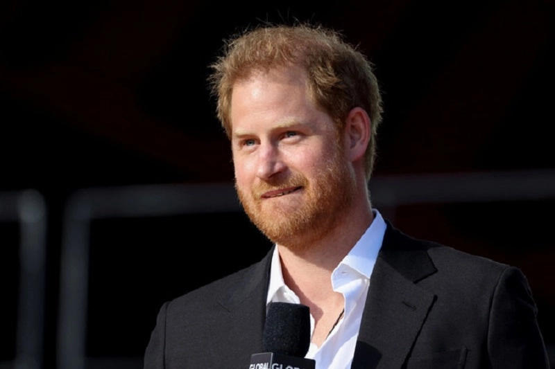 Vợ chồng harry kiếm nghìn tỷ nhờ nói xấu hoàng gia anh meghan giàu gấp 10 lần từ khi kết hôn - 1