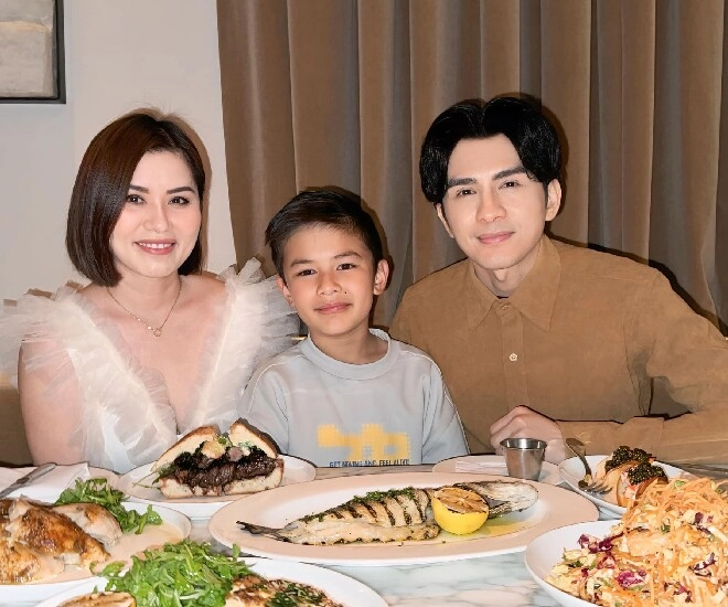Vợ chồng sao việt ly hôn rồi vẫn gặp nhau như cơm bữa cặp được đẩy thuyền cặp sẵn sàng ngủ chung giường - 1