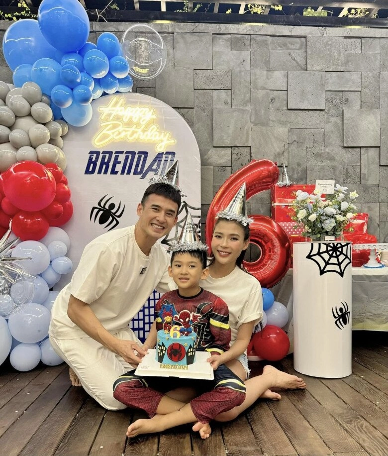Vợ chồng thúy diễm khoe bảng điểm của con trai quốc tịch mỹ quý tử học trường quốc tế đạt điểm tiếng anh tuyệt đối - 6