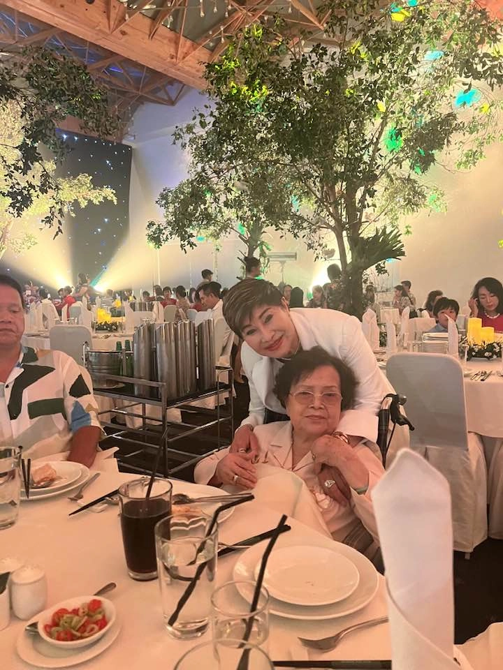 Vợ cũ đàm vĩnh hưng khoe loạt ảnh bế bé polo huỳnh thời điểm chưa ly hôn với ông hoàng nhạc việt - 8