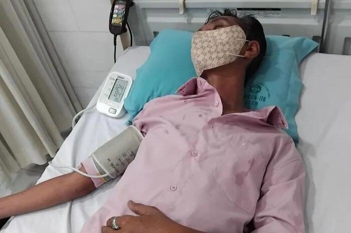 Vợ danh hài bắc hải cùng con thơ khóc ngất tại đám tang của chồng anh đi lạnh lẽo vậy anh - 11