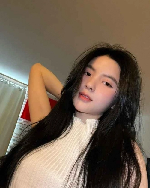 Vợ quang hải chặt đẹp 2 chị em nàng wags chỉ trong 1 khung hình với nhan sắc đỉnh cao sau sinh - 11
