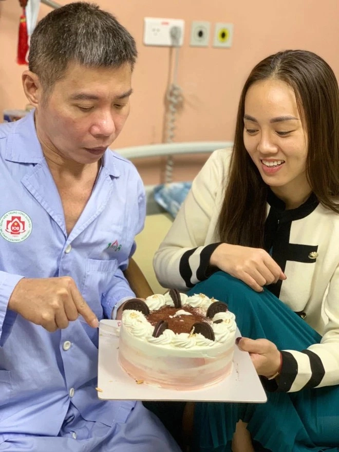 Vợ trẻ công lý và những tin đồn sau đám cưới ôm tiền bỏ đi khi chồng bệnh gần đây là bí mật ly hôn - 3