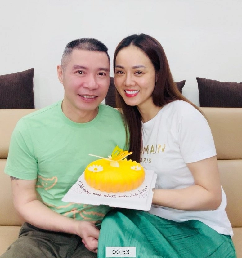 Vợ trẻ công lý và những tin đồn sau đám cưới ôm tiền bỏ đi khi chồng bệnh gần đây là bí mật ly hôn - 9