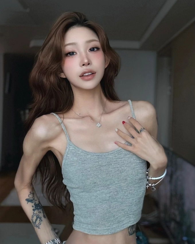 Vóc dáng 41kg của con gái choi jin sil - 1