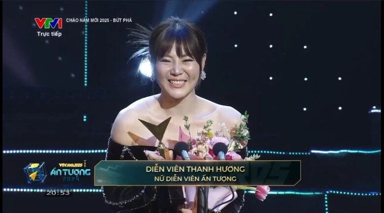Vtv awards 2024 duy hưng nhận giải nam diễn viên ấn tượng không quên câu cửa miệng làm ai nấy phì cười - 11