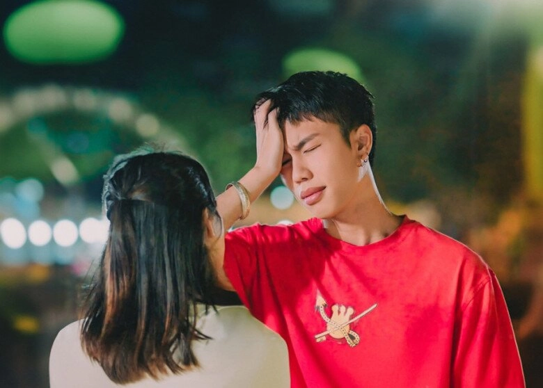 Vtv awards 2024 duy hưng nhận giải nam diễn viên ấn tượng không quên câu cửa miệng làm ai nấy phì cười - 12