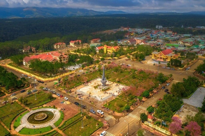 Vùng đất 7 hồ 3 thác được ví như đà lạt thứ 2 của đại ngàn tây nguyên không khí mát mẻ chỉ 20 độ thích hợp để trốn nóng - 3