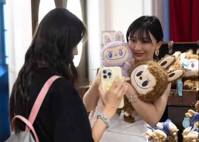 Xu hướng chi tiền tự thưởng lên ngôi giới trẻ đang tiêu dùng vì cảm xúc - 1
