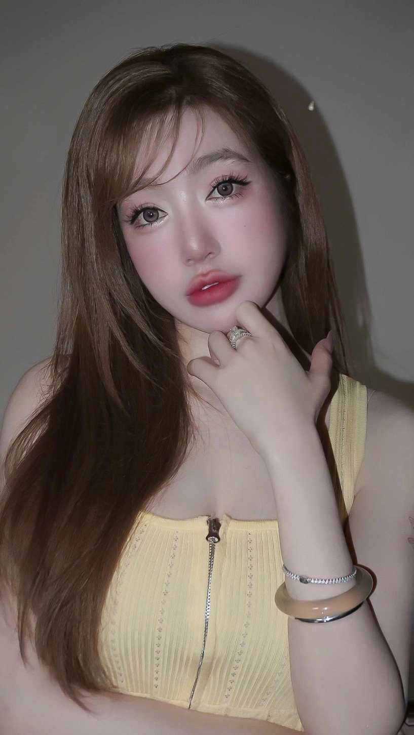 14 giây ngắn ngủi elly trần khiến cộng đồng mạng ngỡ ngàng - 9