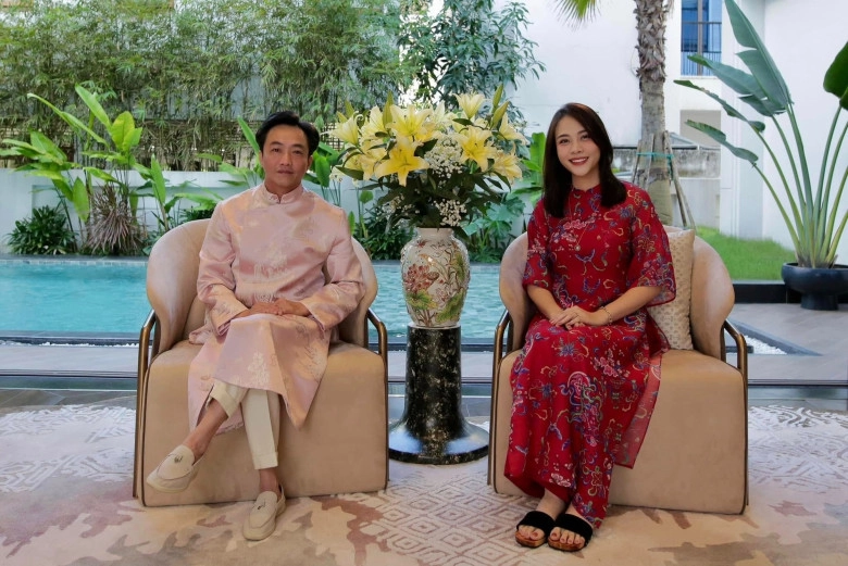 3 nàng dâu hào môn khéo chọn giày khi sánh đôi bên chồng một mỹ nhân đi dép lê mà được khen hết lời - 24