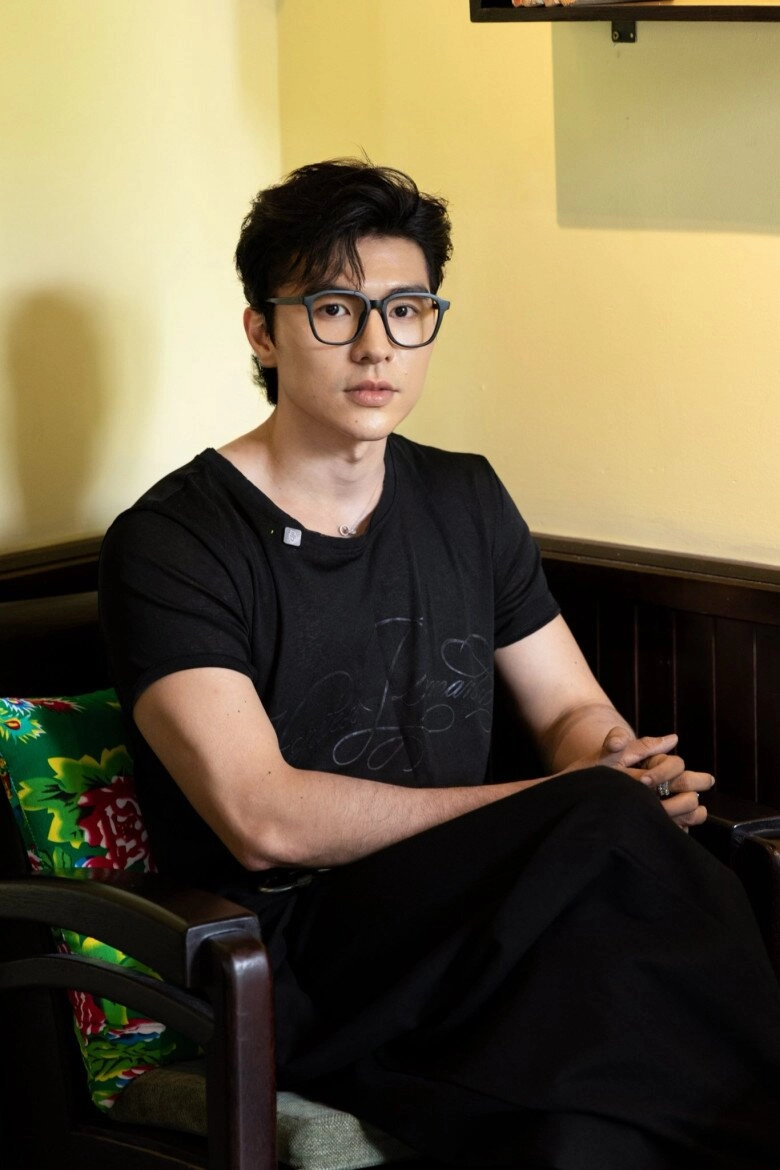 3 phản diện 6 múi của mưa đỏ steven nguyễn tham gia nghĩa vụ quân sự minh thuấn từng bỏ nghề đi làm công nhân - 5