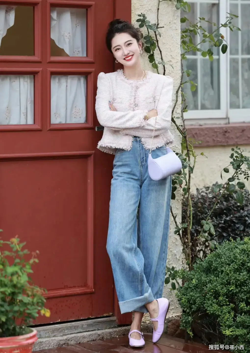 5 kiểu áo quốc dân của mùa thu hợp mọi dáng người phối với quần ống rộng hay váy ngắn đều chuẩn đẹp - 6