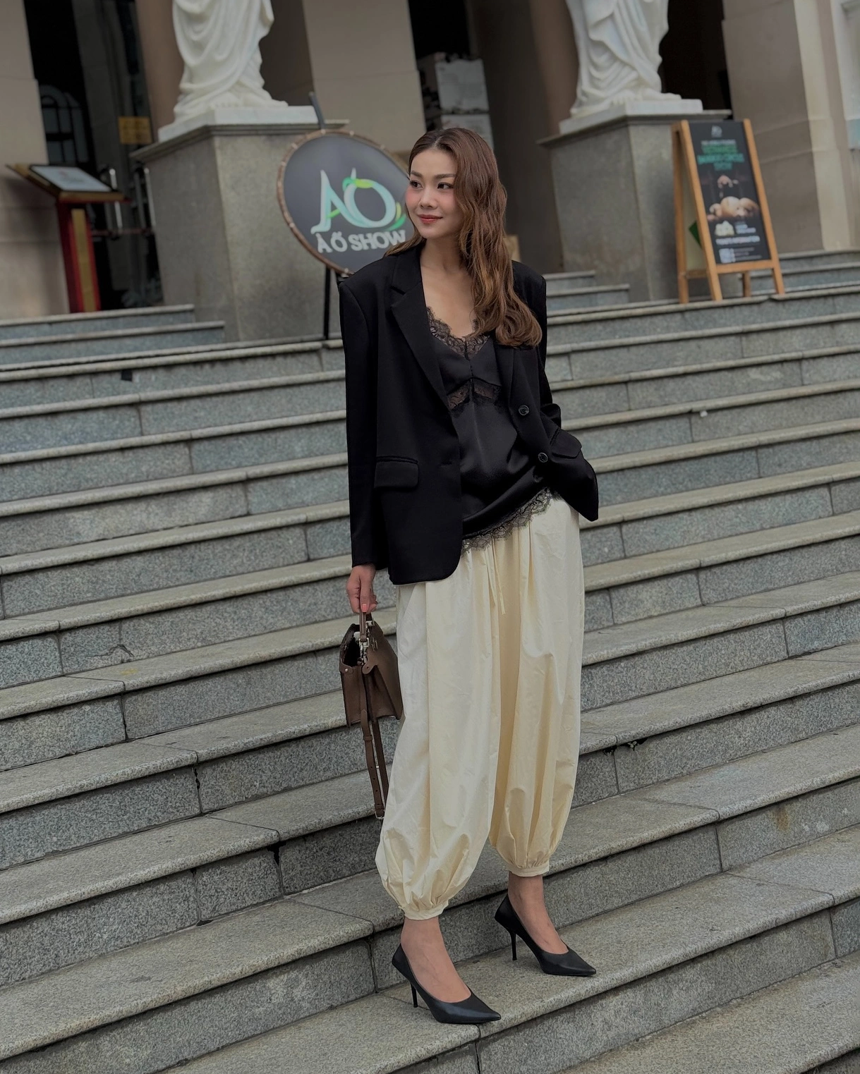 8 kiểu mốt không tốn kém được sao việt lăng xê mùa thu chị em sắm một món đủ đẹp suốt mùa - 12