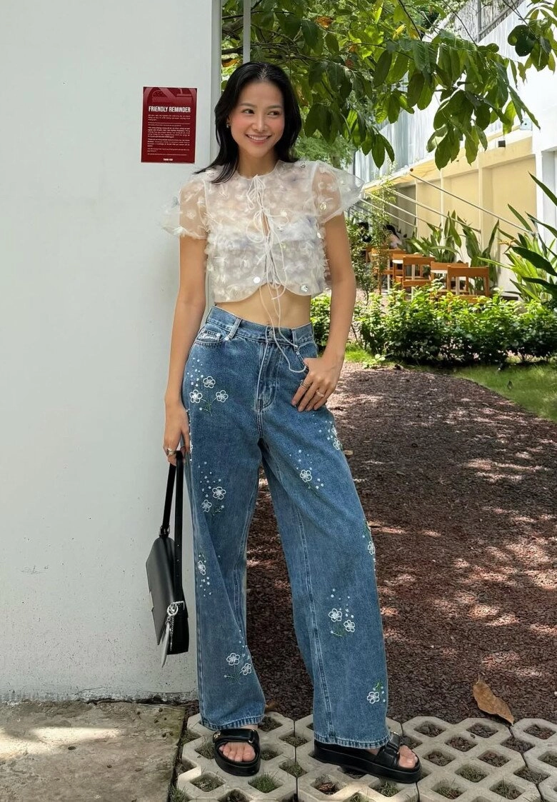 8 outfit đi cà phê học lỏm từ hoa hậu phương khánh từ thanh lịch đến năng động cá tính mặc gì lên hình cũng đẹp - 2